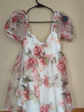 Sugar Thrillz Floral Puff-Sleeve Mini Dress in Pink and White
